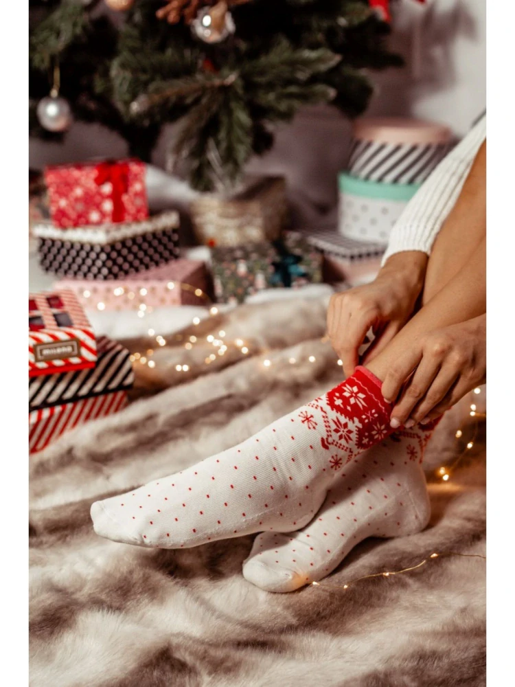 Vzorované ponožky UNIQUE - polofroté 