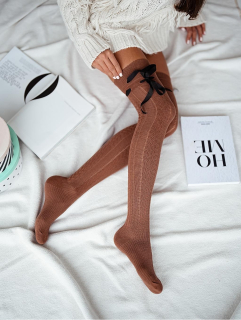 Bavlnené hrubšie ažurové nadkolienky so stuhou a vrkočovým vzorom